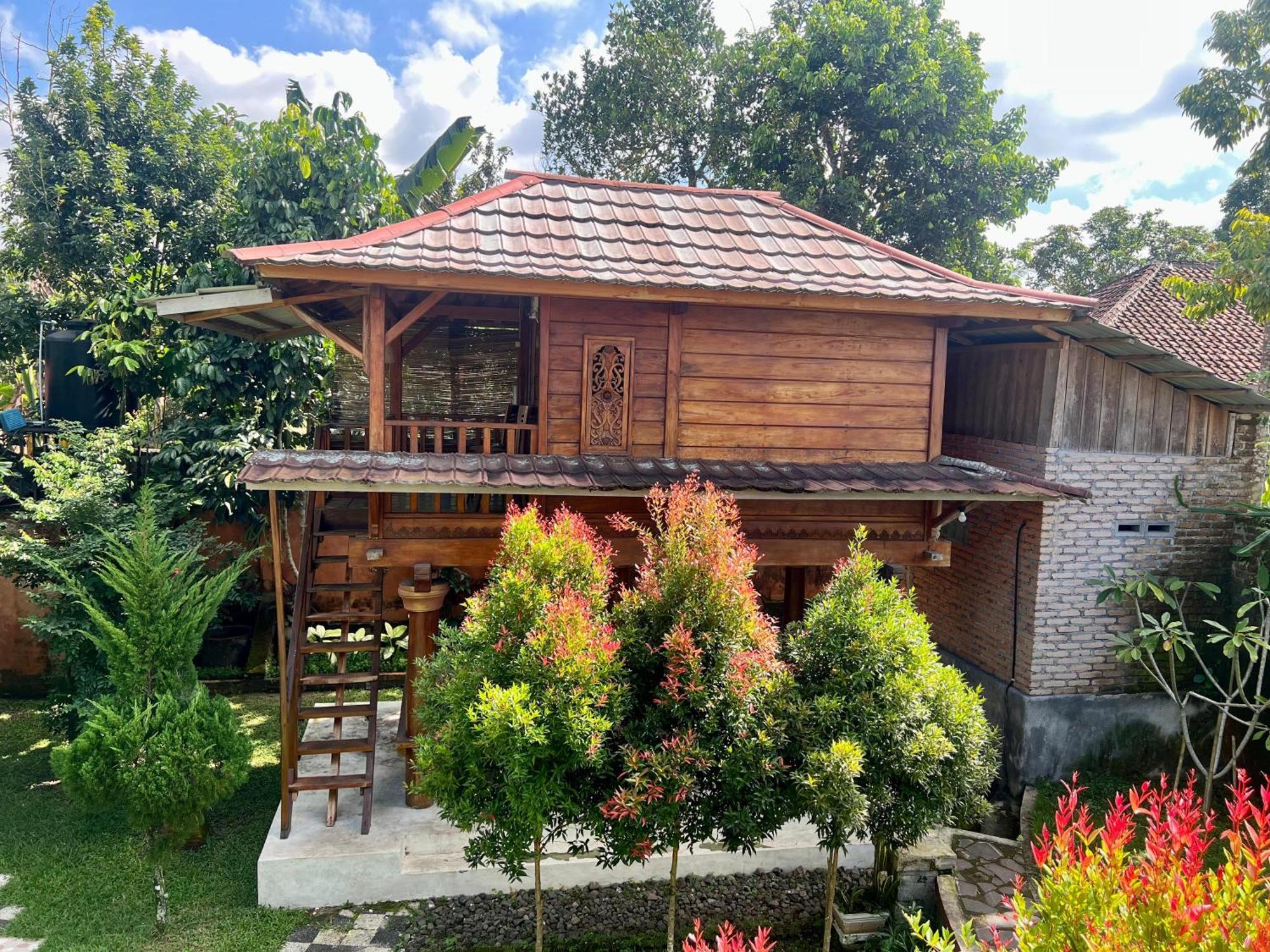 Bello Bungalow Batukliang Exteriör bild